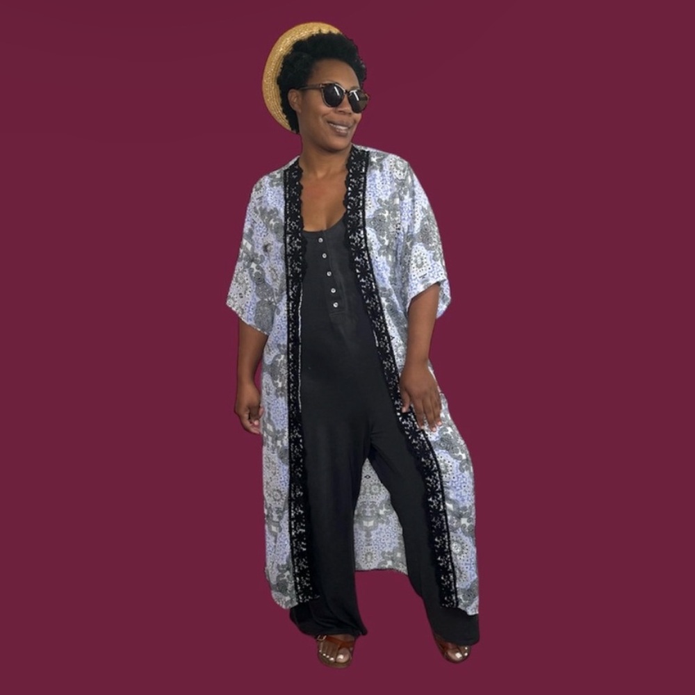 Charlotte Russe Duster Kimono Short Sleeve Open Front